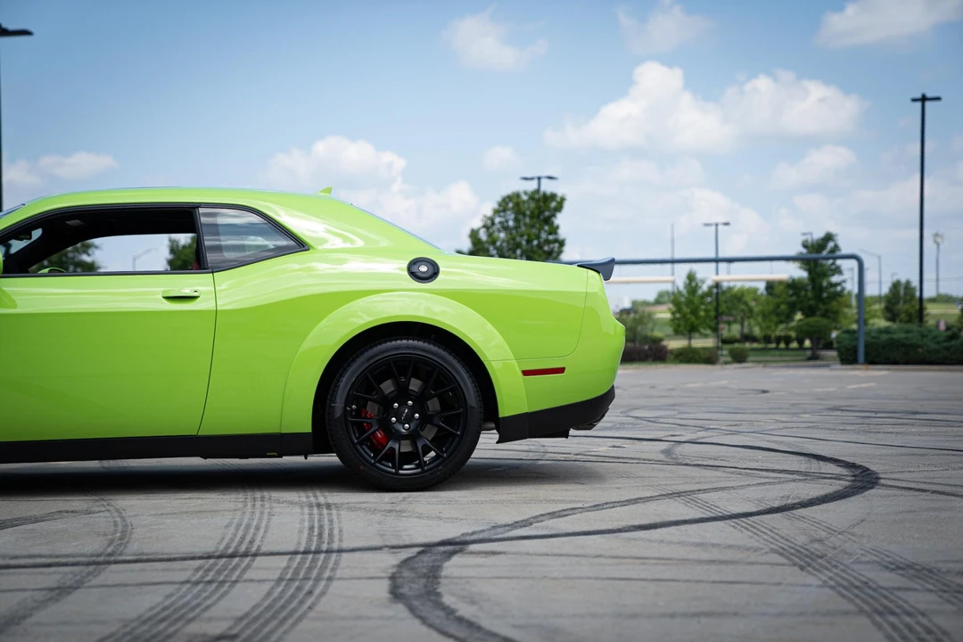 2023 Dodge Challenger SRT Hellcat 3rd Gen - Image 24 of 31
