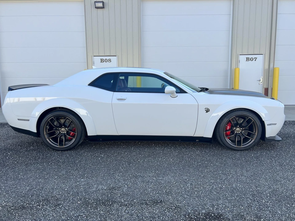 2023 Dodge Challenger SRT Hellcat 3rd Gen - Image 5 of 31