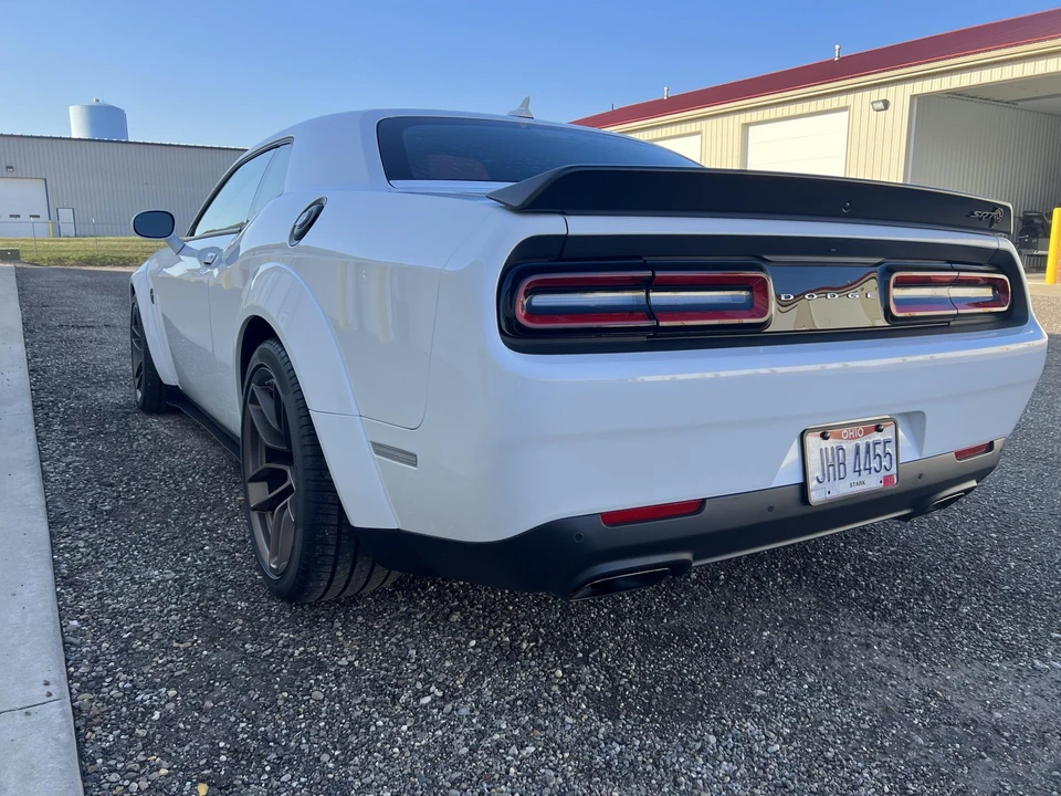 2023 Dodge Challenger SRT Hellcat 3rd Gen - Image 10 of 31
