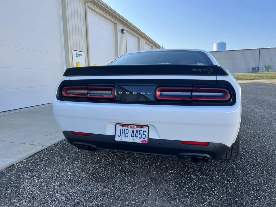 2023 Dodge Challenger SRT Hellcat 3rd Gen - Image 9 of 31