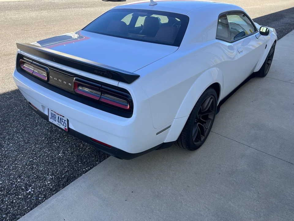 2023 Dodge Challenger SRT Hellcat 3rd Gen - Image 24 of 31