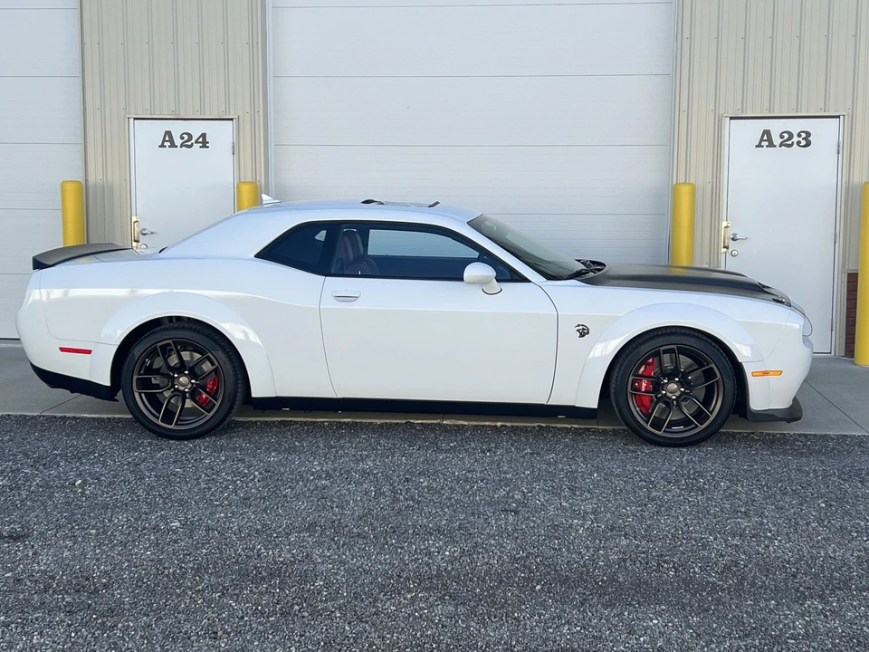 2023 Dodge Challenger SRT Hellcat 3rd Gen - Image 4 of 31