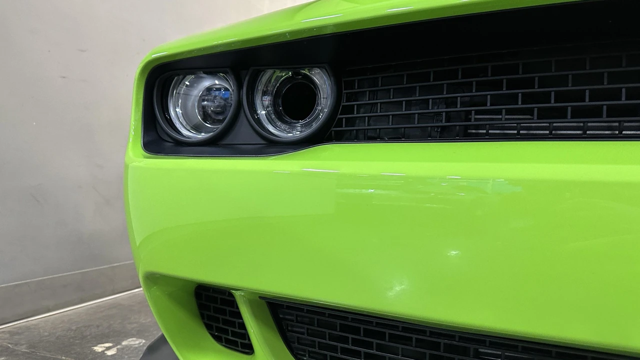 2023 Dodge Challenger SRT Hellcat 3rd Gen - Image 21 of 31