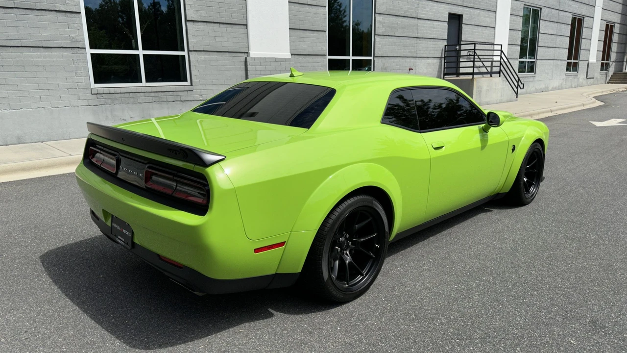 2023 Dodge Challenger SRT Hellcat 3rd Gen - Image 8 of 31