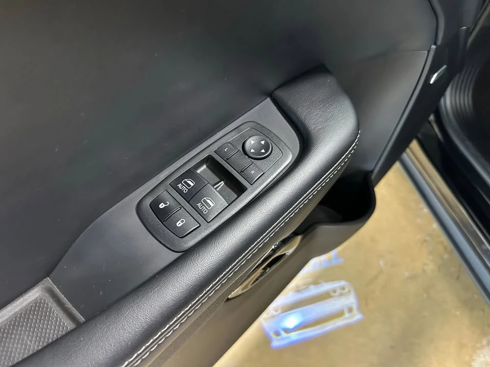 2023 Dodge Challenger SRT Hellcat 3rd Gen - Image 14 of 20