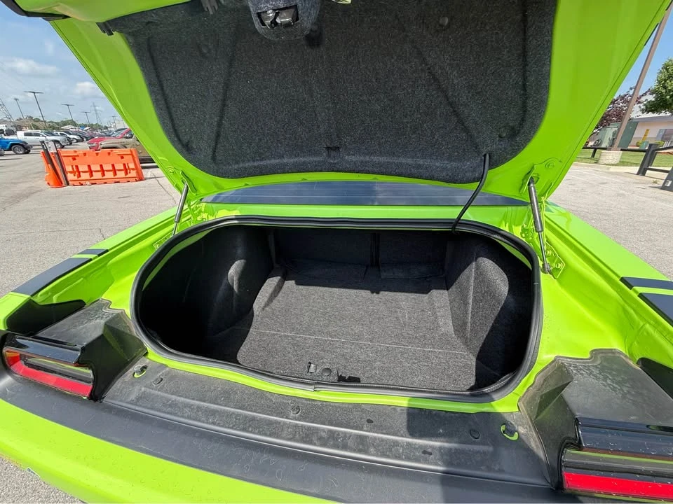 2023 Dodge Challenger SRT Hellcat 3rd Gen - Image 9 of 18