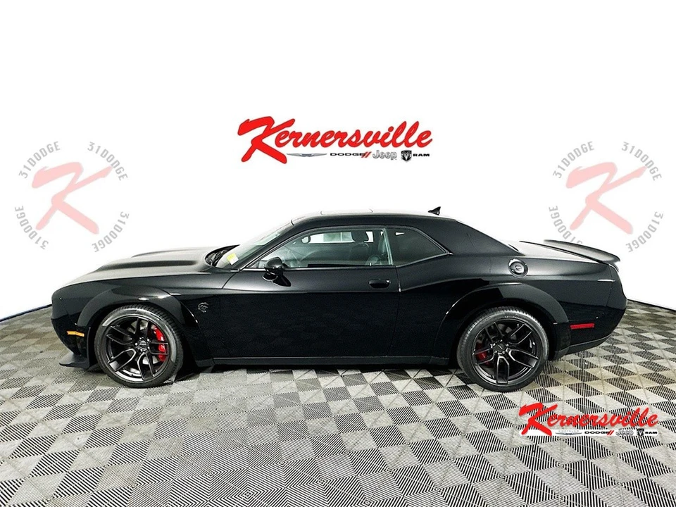 2023 Dodge Challenger SRT Hellcat 3rd Gen - Image 4 of 21