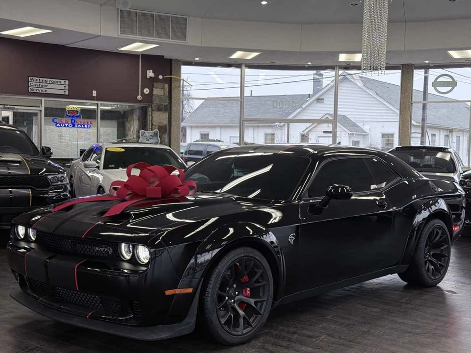 2023 Dodge Challenger SRT Hellcat 3rd Gen - Image 19 of 31