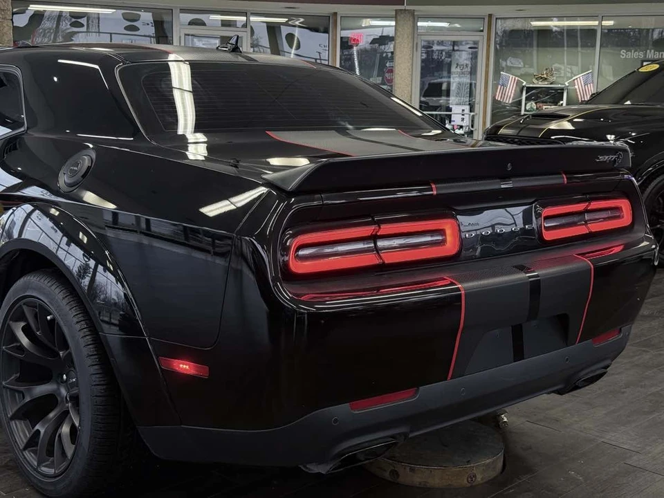2023 Dodge Challenger SRT Hellcat 3rd Gen - Image 18 of 21