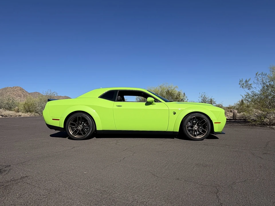 2023 Dodge Challenger SRT Hellcat 3rd Gen - Image 14 of 31