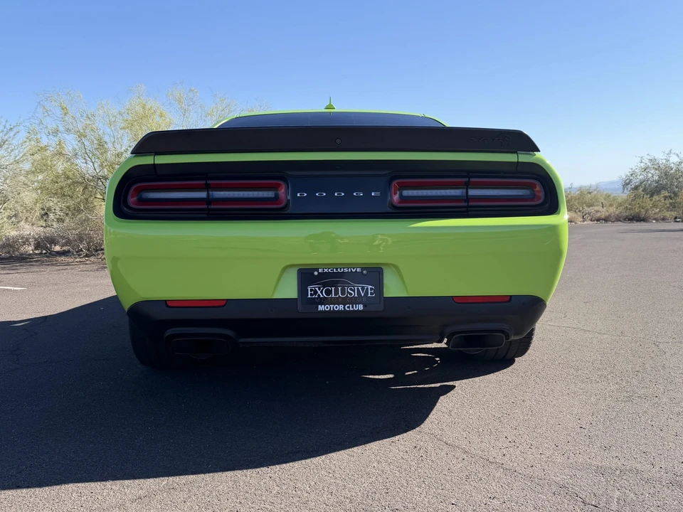 2023 Dodge Challenger SRT Hellcat 3rd Gen - Image 9 of 31