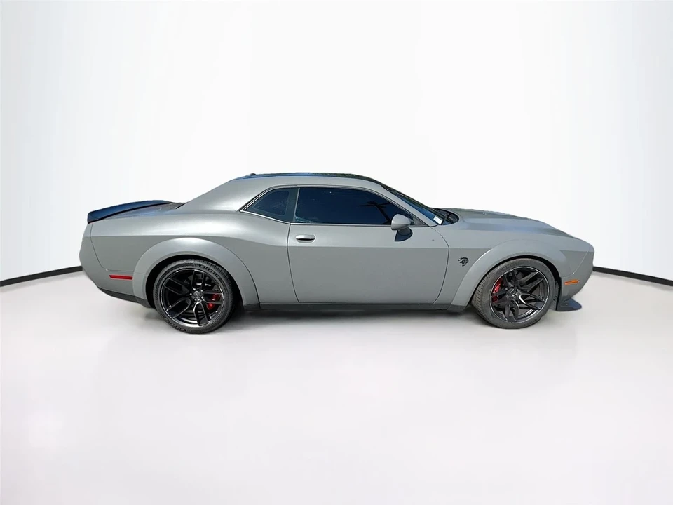 2023 Dodge Challenger SRT Hellcat 3rd Gen - Image 8 of 13