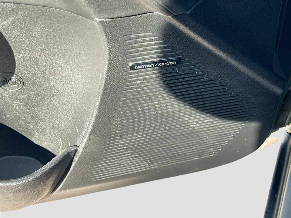 2023 Dodge Challenger SRT Hellcat 3rd Gen - Image 19 of 21