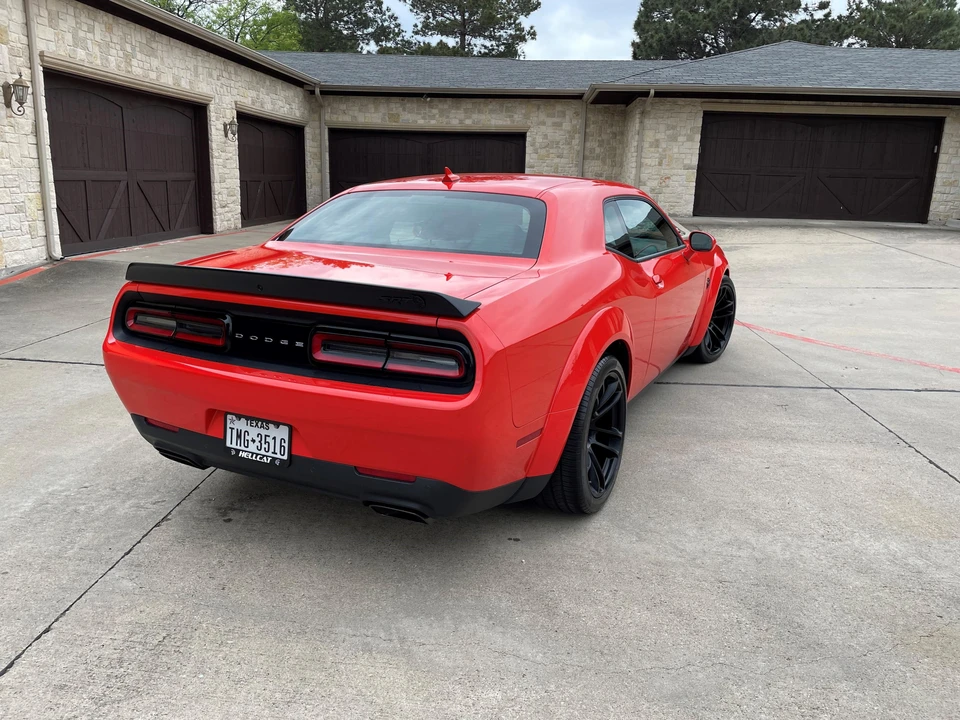 2023 Dodge Challenger SRT Hellcat 3rd Gen - Image 11 of 31