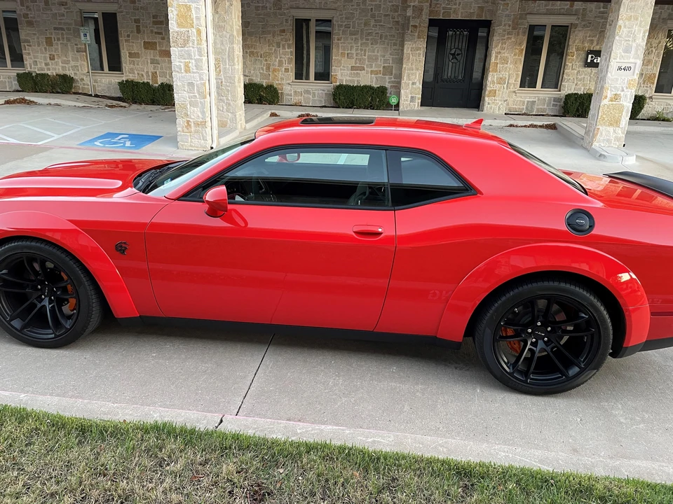 2023 Dodge Challenger SRT Hellcat 3rd Gen - Image 25 of 31