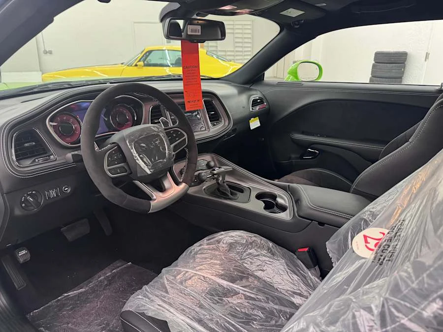 2023 Dodge Challenger SRT Hellcat 3rd Gen - Image 10 of 13