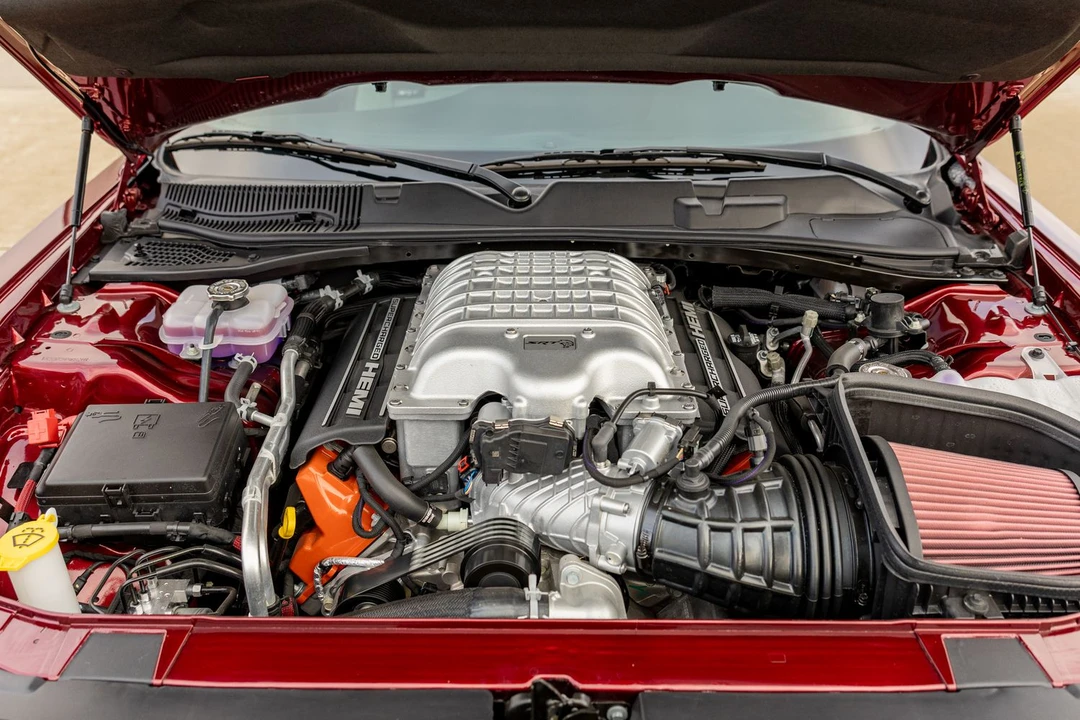 2023 Dodge Challenger SRT Hellcat 3rd Gen - Image 9 of 10