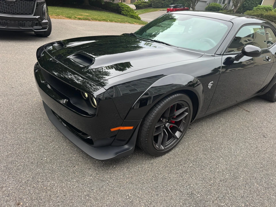 2023 Dodge Challenger SRT Hellcat 3rd Gen - Image 9 of 31