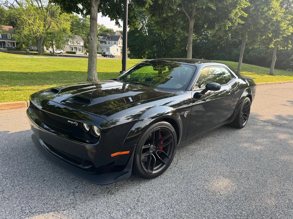 2023 Dodge Challenger SRT Hellcat 3rd Gen - Image 7 of 31