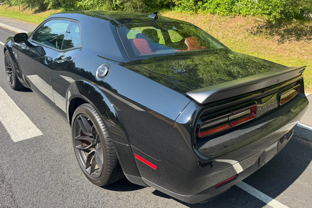 2023 Dodge Challenger SRT Hellcat 3rd Gen - Image 5 of 31