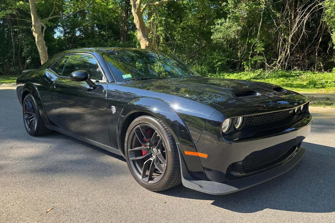 2023 Dodge Challenger SRT Hellcat 3rd Gen - Image 2 of 31
