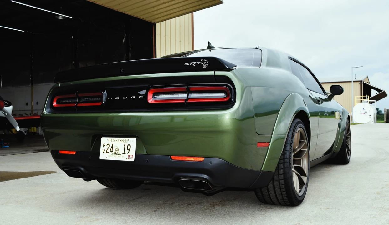 2023 Dodge Challenger SRT Hellcat 3rd Gen - Image 21 of 31