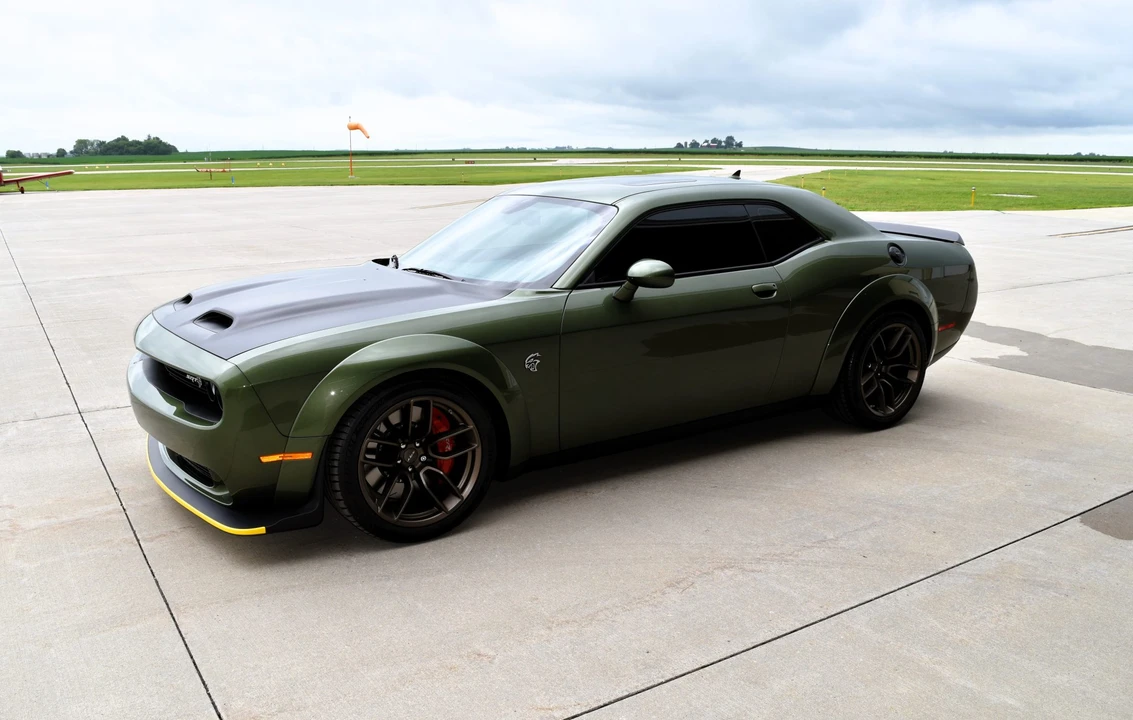 2023 Dodge Challenger SRT Hellcat 3rd Gen - Image 2 of 31