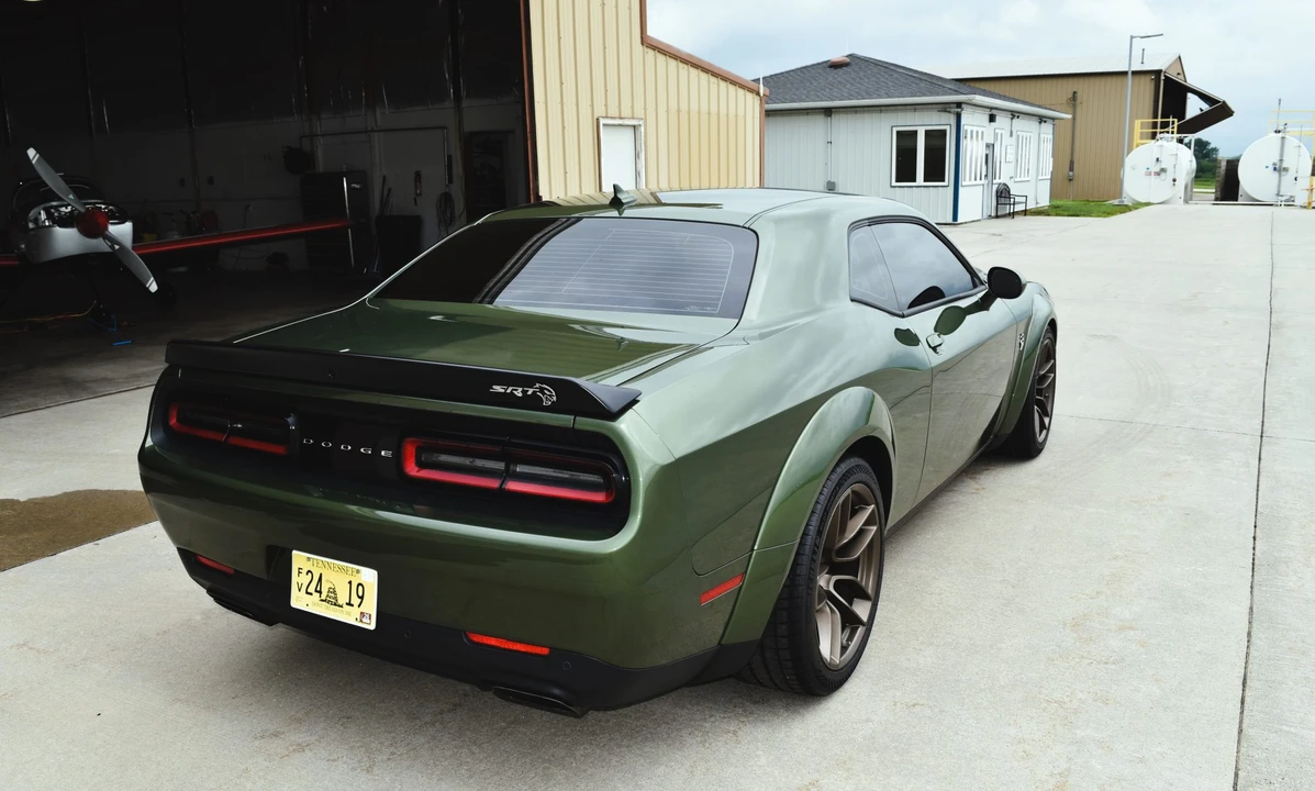 2023 Dodge Challenger SRT Hellcat 3rd Gen - Image 20 of 31