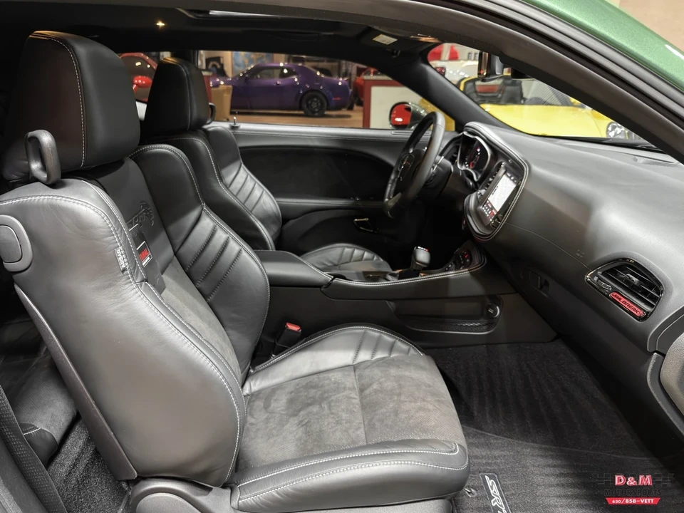 2023 Dodge Challenger SRT Hellcat 3rd Gen - Image 14 of 21