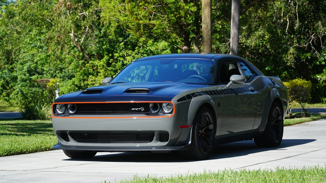2023 Dodge Challenger SRT Hellcat 3rd Gen - Image 6 of 31