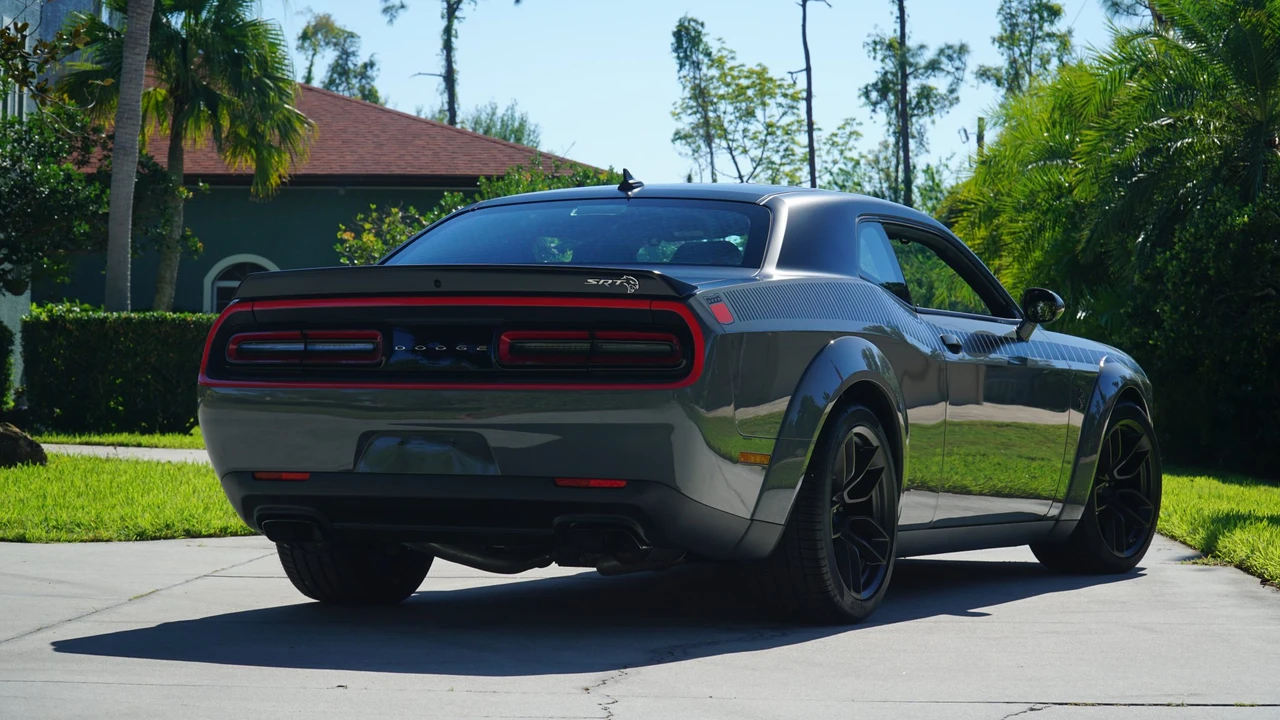 2023 Dodge Challenger SRT Hellcat 3rd Gen - Image 20 of 31