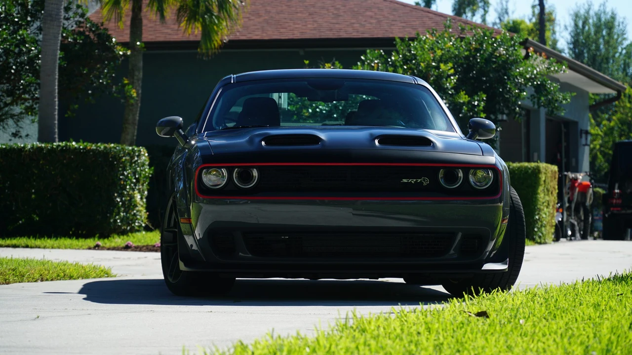 2023 Dodge Challenger SRT Hellcat 3rd Gen - Image 10 of 31