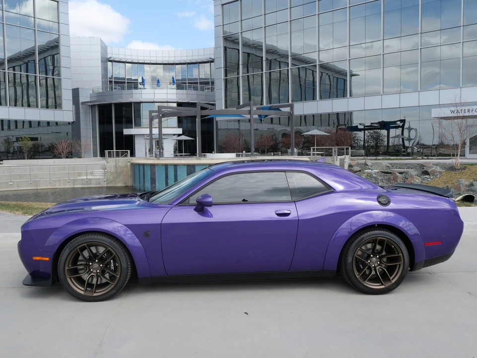 2023 Dodge Challenger SRT Hellcat 3rd Gen - Image 26 of 31