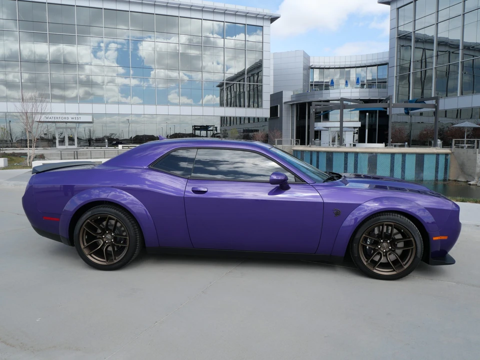 2023 Dodge Challenger SRT Hellcat 3rd Gen - Image 14 of 31