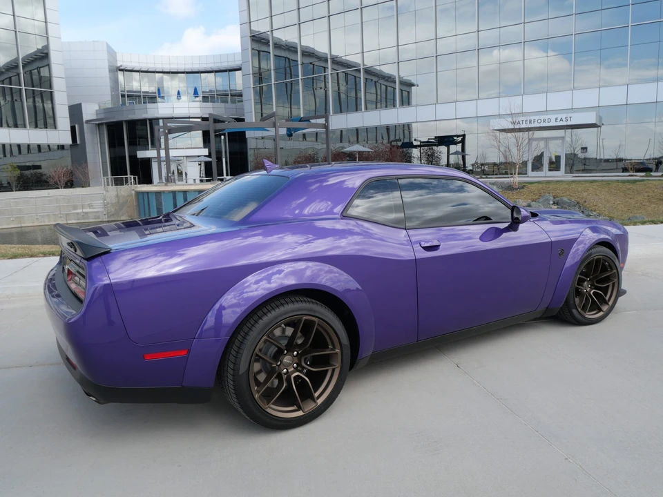 2023 Dodge Challenger SRT Hellcat 3rd Gen - Image 16 of 31