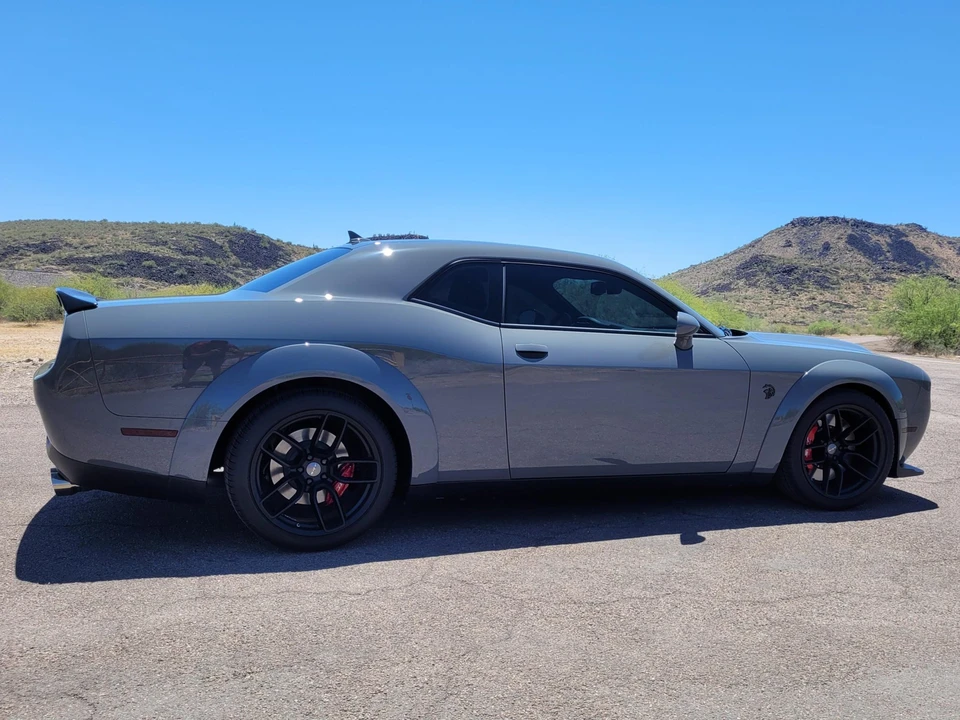 2023 Dodge Challenger SRT Hellcat 3rd Gen - Image 17 of 31