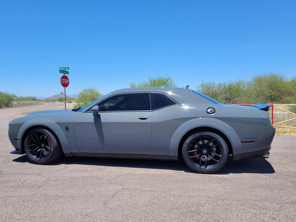 2023 Dodge Challenger SRT Hellcat 3rd Gen - Image 29 of 31
