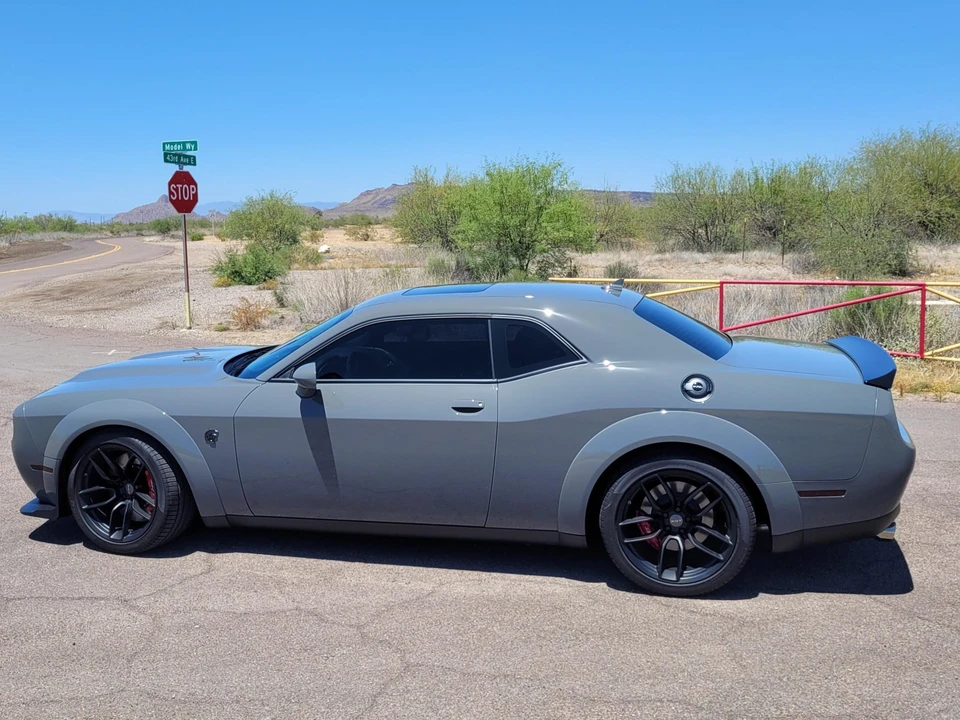 2023 Dodge Challenger SRT Hellcat 3rd Gen - Image 28 of 31