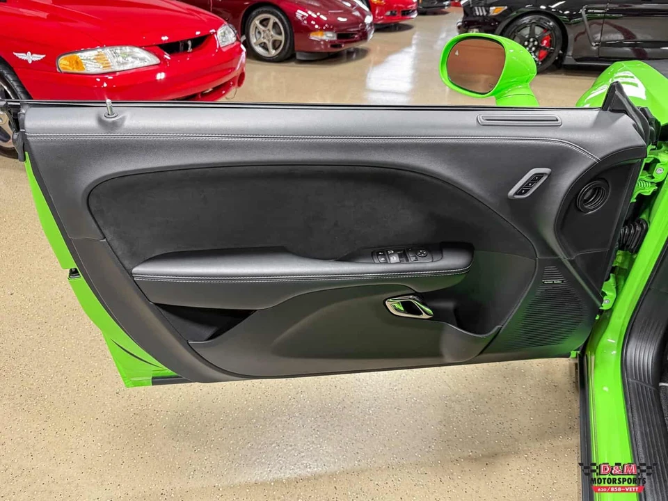 2023 Dodge Challenger SRT Hellcat 3rd Gen - Image 31 of 31