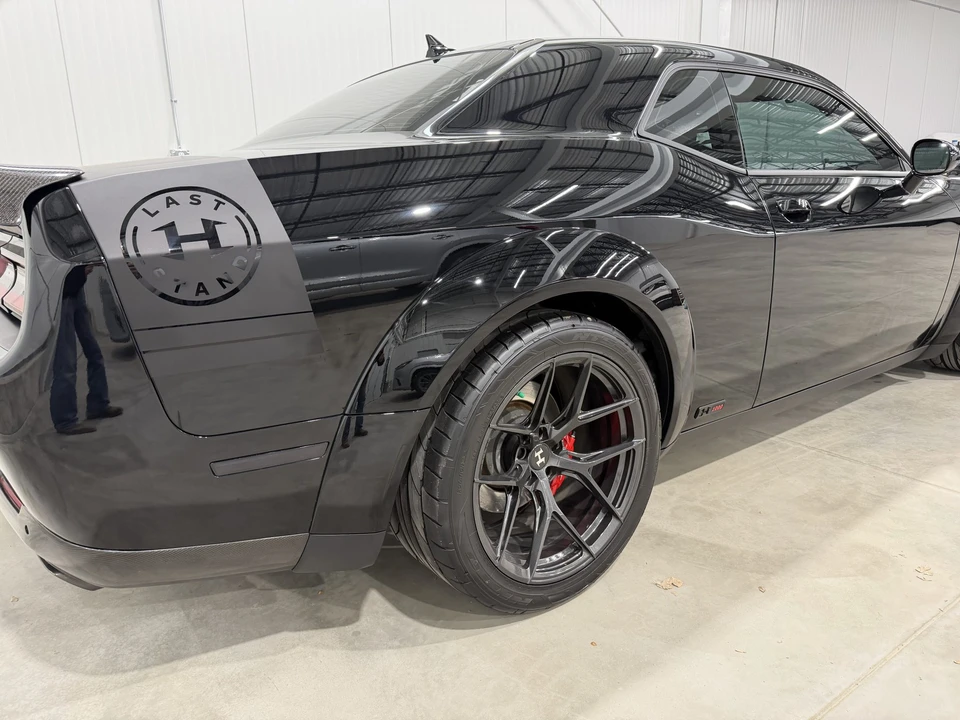 2023 Dodge Challenger SRT Hellcat 3rd Gen - Image 21 of 31