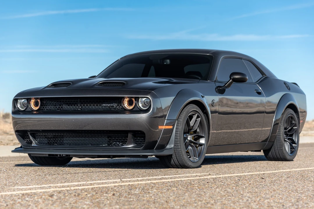 2023 Dodge Challenger SRT Hellcat 3rd Gen - Image 2 of 31