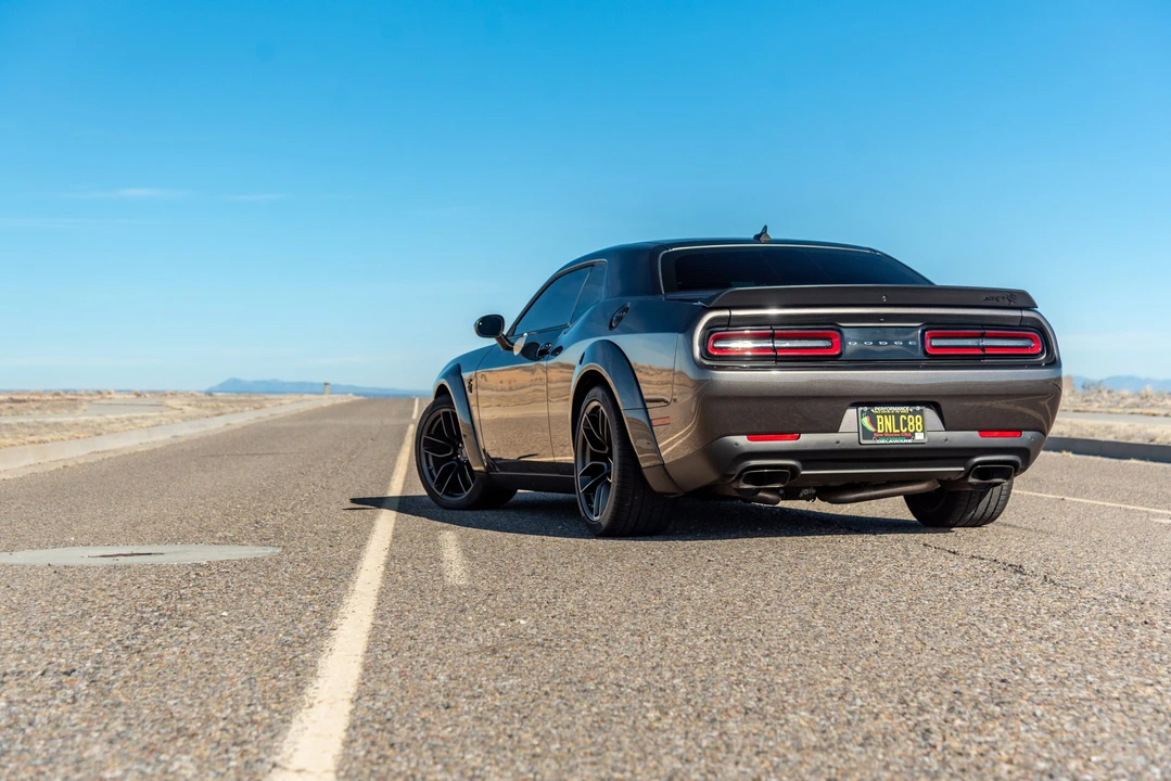 2023 Dodge Challenger SRT Hellcat 3rd Gen - Image 9 of 31