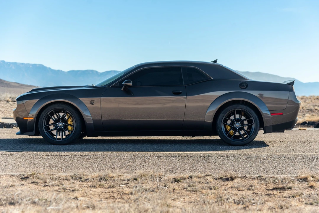 2023 Dodge Challenger SRT Hellcat 3rd Gen - Image 14 of 31