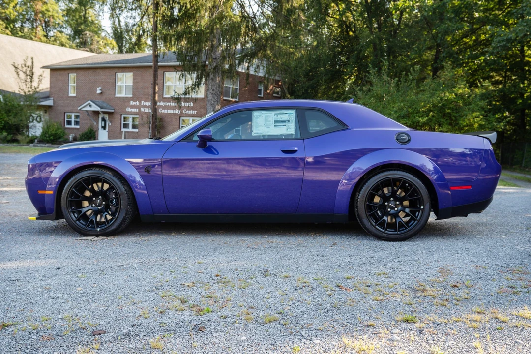 2023 Dodge Challenger SRT Hellcat 3rd Gen - Image 2 of 31