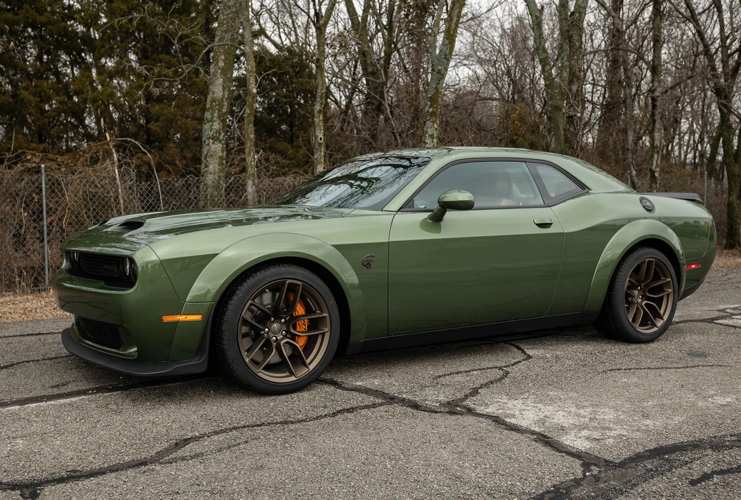2023 Dodge Challenger SRT Hellcat 3rd Gen - Image 9 of 31