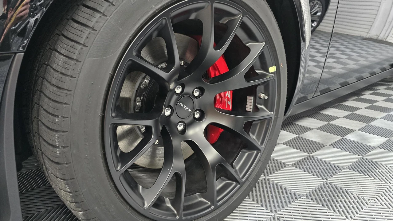 2023 Dodge Challenger SRT Hellcat 3rd Gen - Image 12 of 31