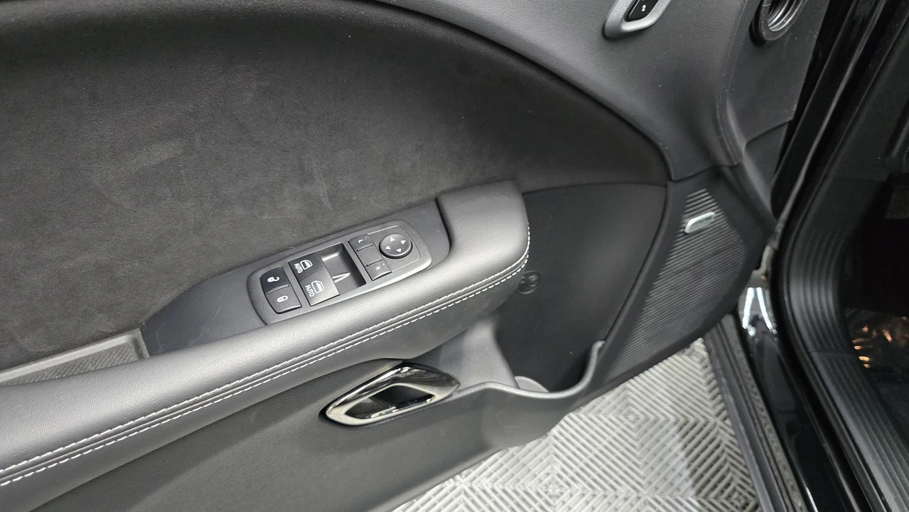 2023 Dodge Challenger SRT Hellcat 3rd Gen - Image 28 of 31
