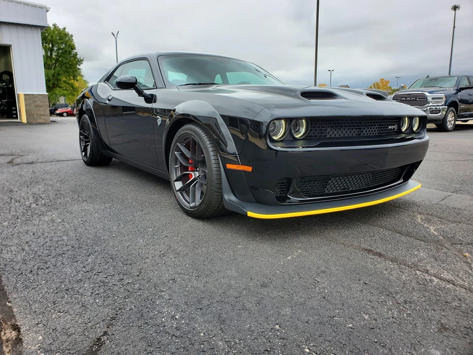 2023 Dodge Challenger SRT Hellcat 3rd Gen - Image 8 of 31
