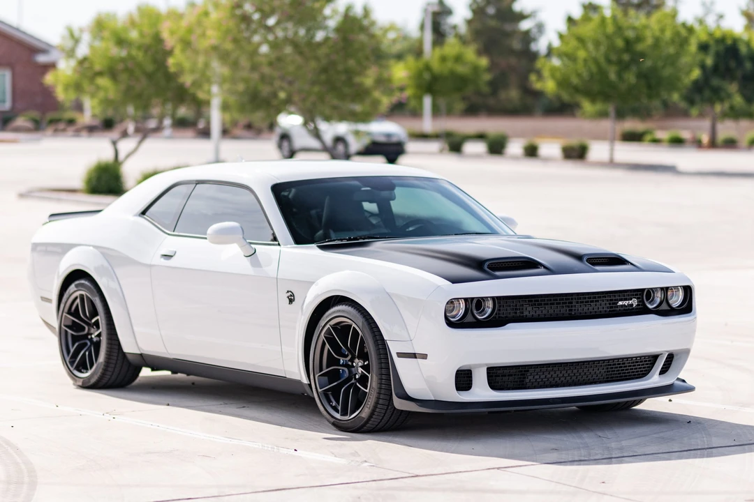 2023 Dodge Challenger SRT Hellcat 3rd Gen - Image 5 of 31