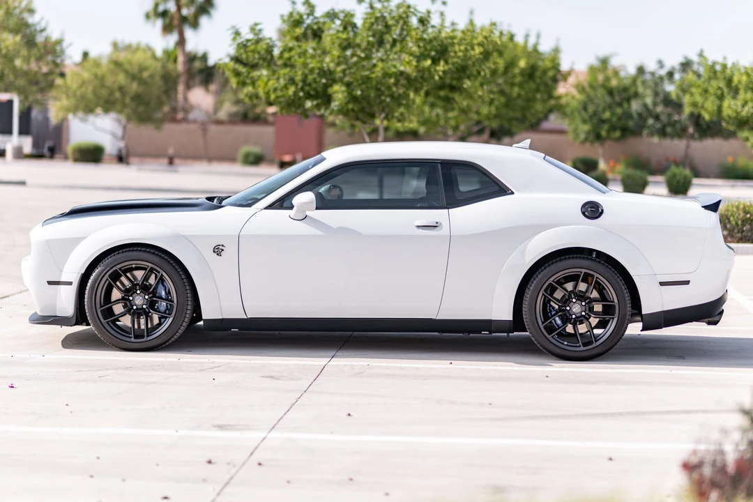 2023 Dodge Challenger SRT Hellcat 3rd Gen - Image 13 of 31